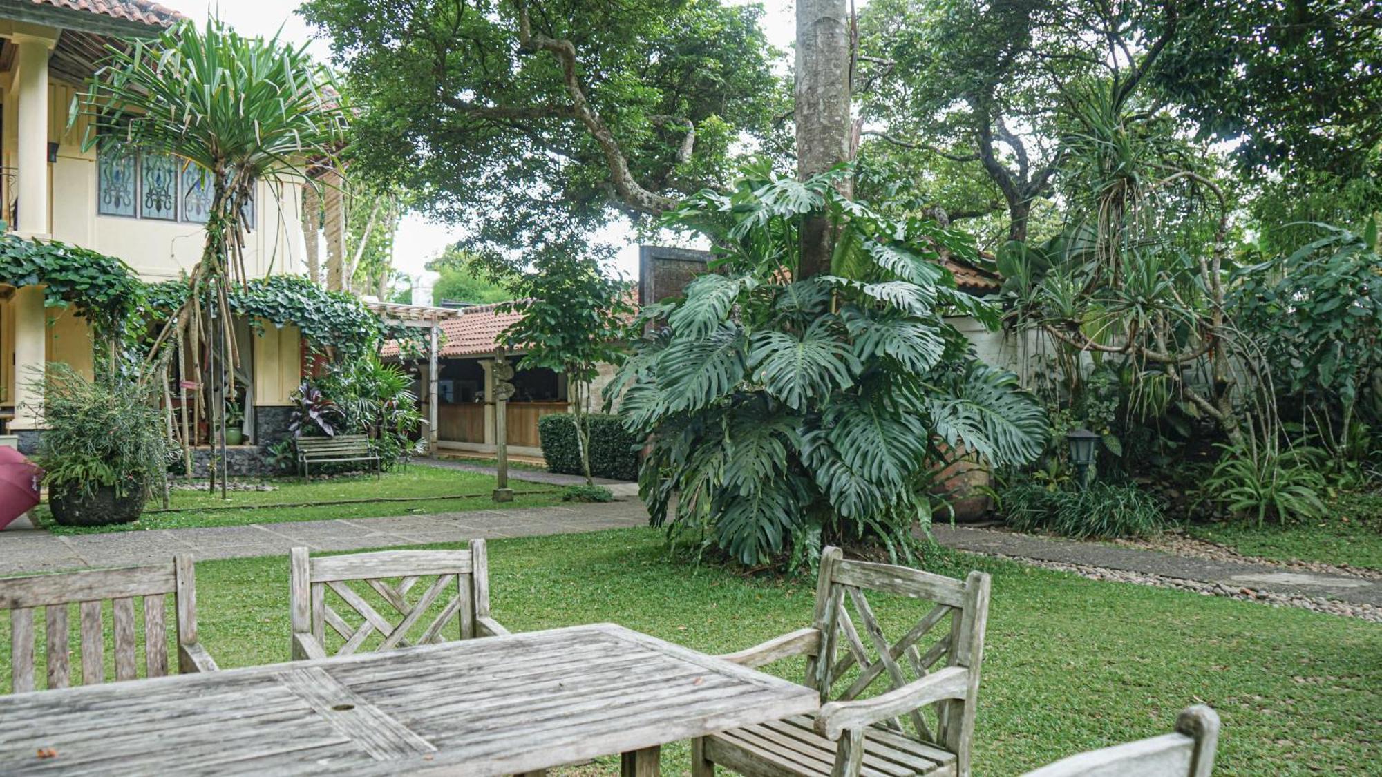 Kayu Arum Resort Салатига Экстерьер фото