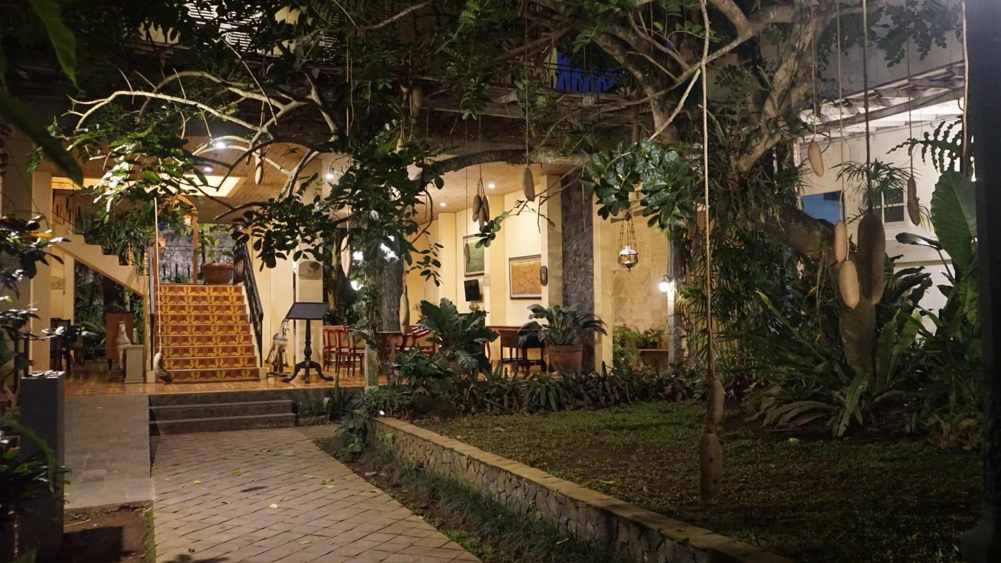 Kayu Arum Resort Салатига Экстерьер фото