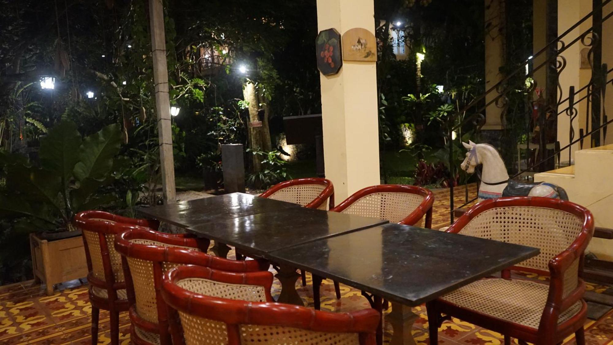 Kayu Arum Resort Салатига Экстерьер фото